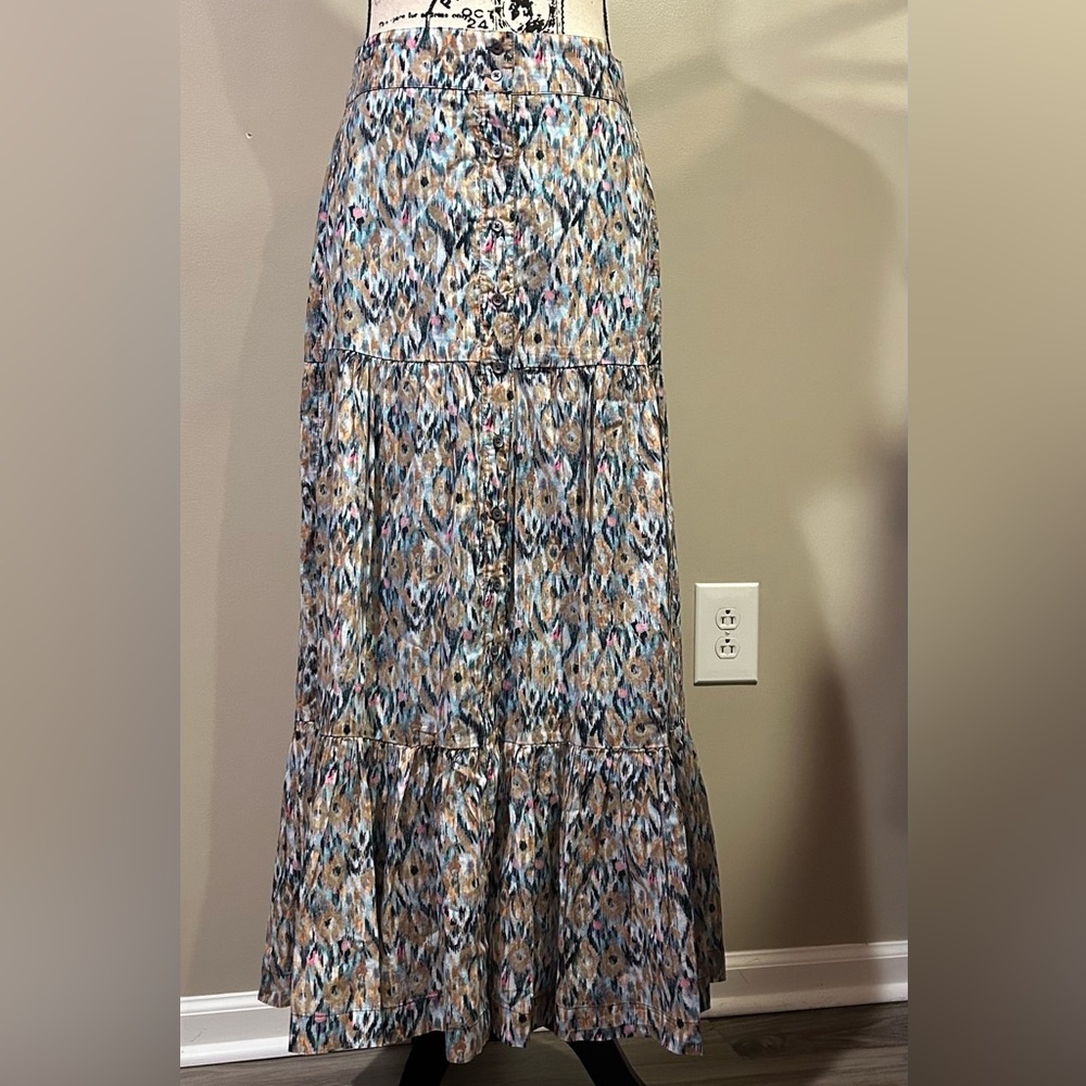 NIC + ZOE Up Beat Woven Ikat Print High Rise Button Front Tiered A-Line Skirt - Picture 5 of 12